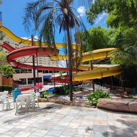 Golden Dolphin Gd - Suite 4 Adultos E 1 Crianca Ate 5 Anos Калдас Новас Екстериор снимка